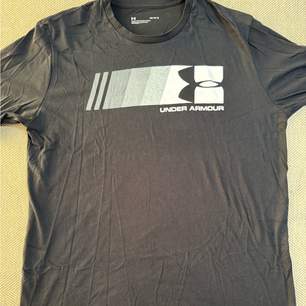 Under Armour Black T-Shirt